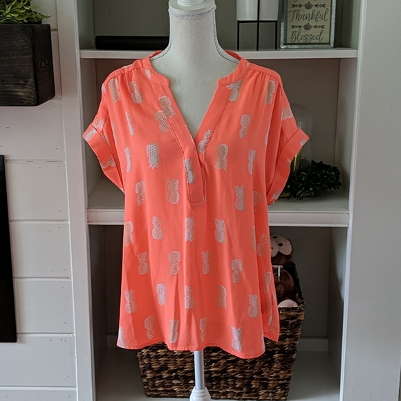 Apt. 9 Tops - Pineapple 🍍 Shirt